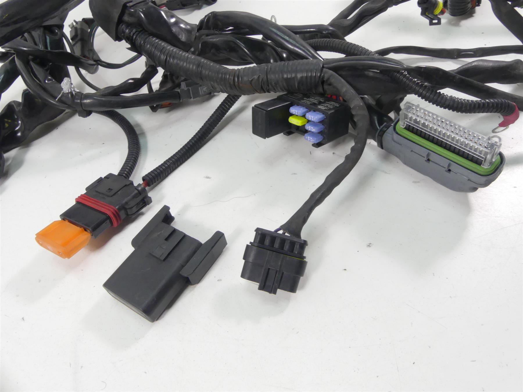 2007 Harley FLHTCU SE CVO Electra Glide Main Wiring Harness Loom No Cut 70992-07 {{ shop.shopifyCountryName }} - Mototech271