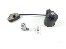 Load image into Gallery viewer, 2005 Harley VRSCSE CVO V-Rod Ignition Switch Key Lock Set 71403-01 | Mototech271
