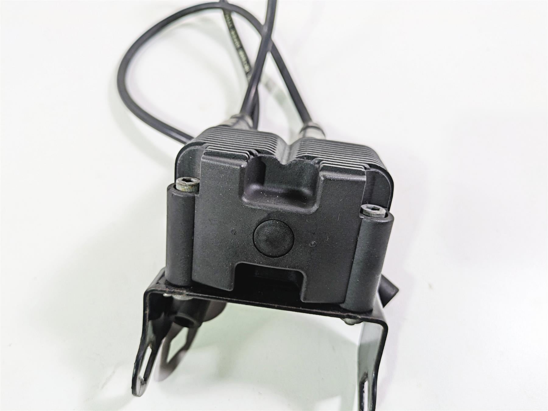 2005 Harley Touring FLHRI Road King Ignition Coil Wires Plugs Set 31655-99 {{ shop.shopifyCountryName }} - Mototech271