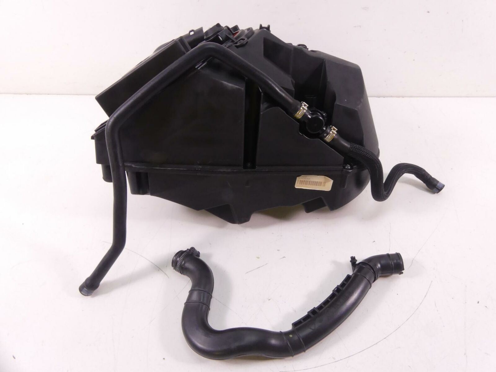 2020 Ducati Monster 1200 S Air Box & Filter Assembly M1008 44213111A 24612162A {{ shop.shopifyCountryName }} - Mototech271