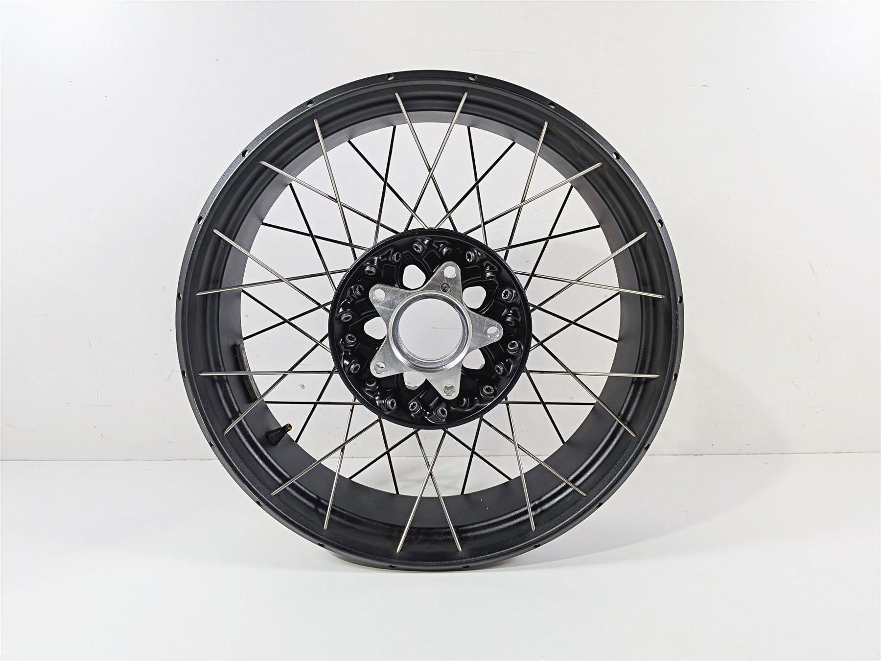 2023 BMW R nineT Scrambler K23 17x4.5 Cross Spoke Rear Wheel Rim 36318562513 {{ shop.shopifyCountryName }} - Mototech271