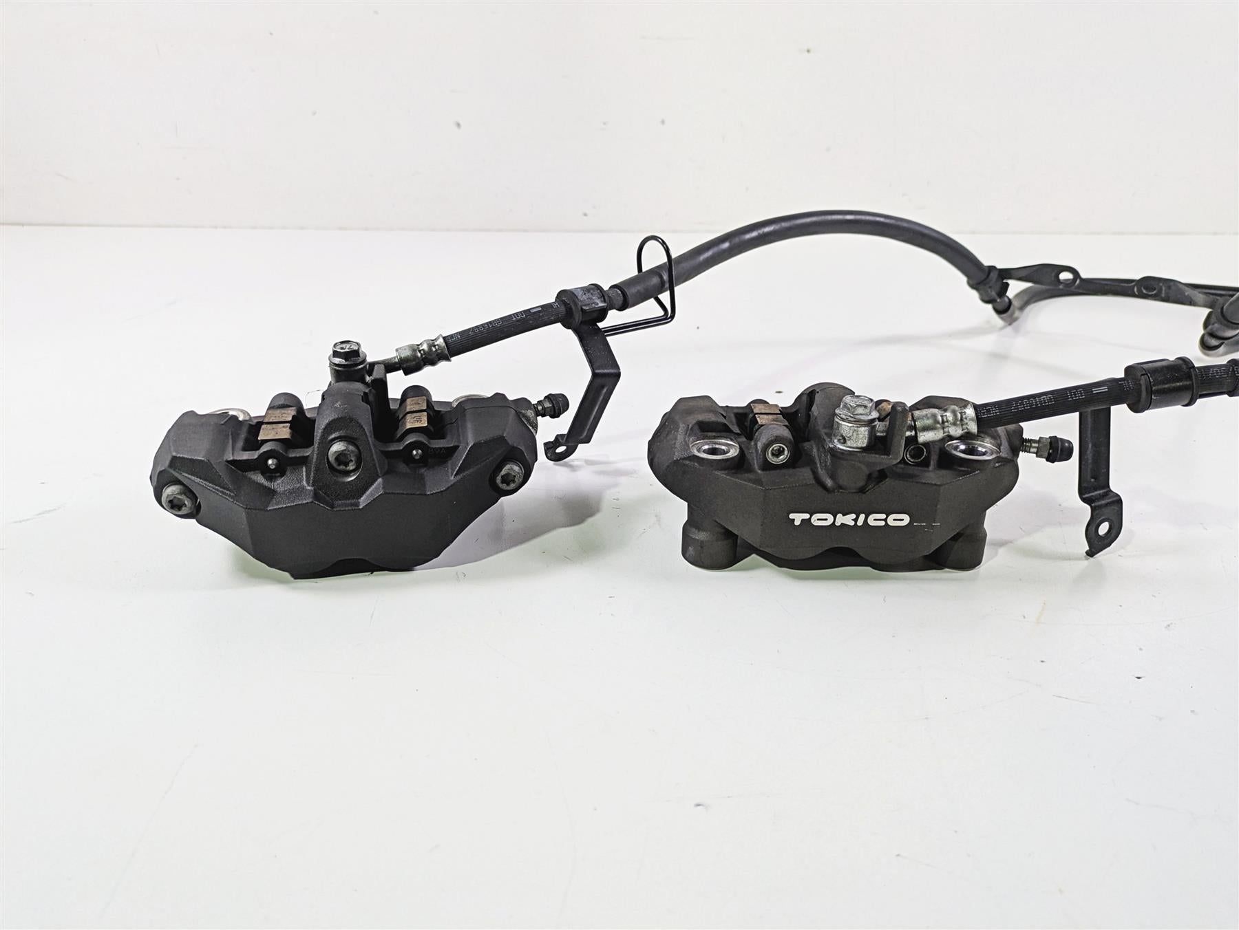 2019 Suzuki M109R VZR1800 Boulevard Front Brake Calipers 108mm 59100-41G40-999 {{ shop.shopifyCountryName }} - Mototech271
