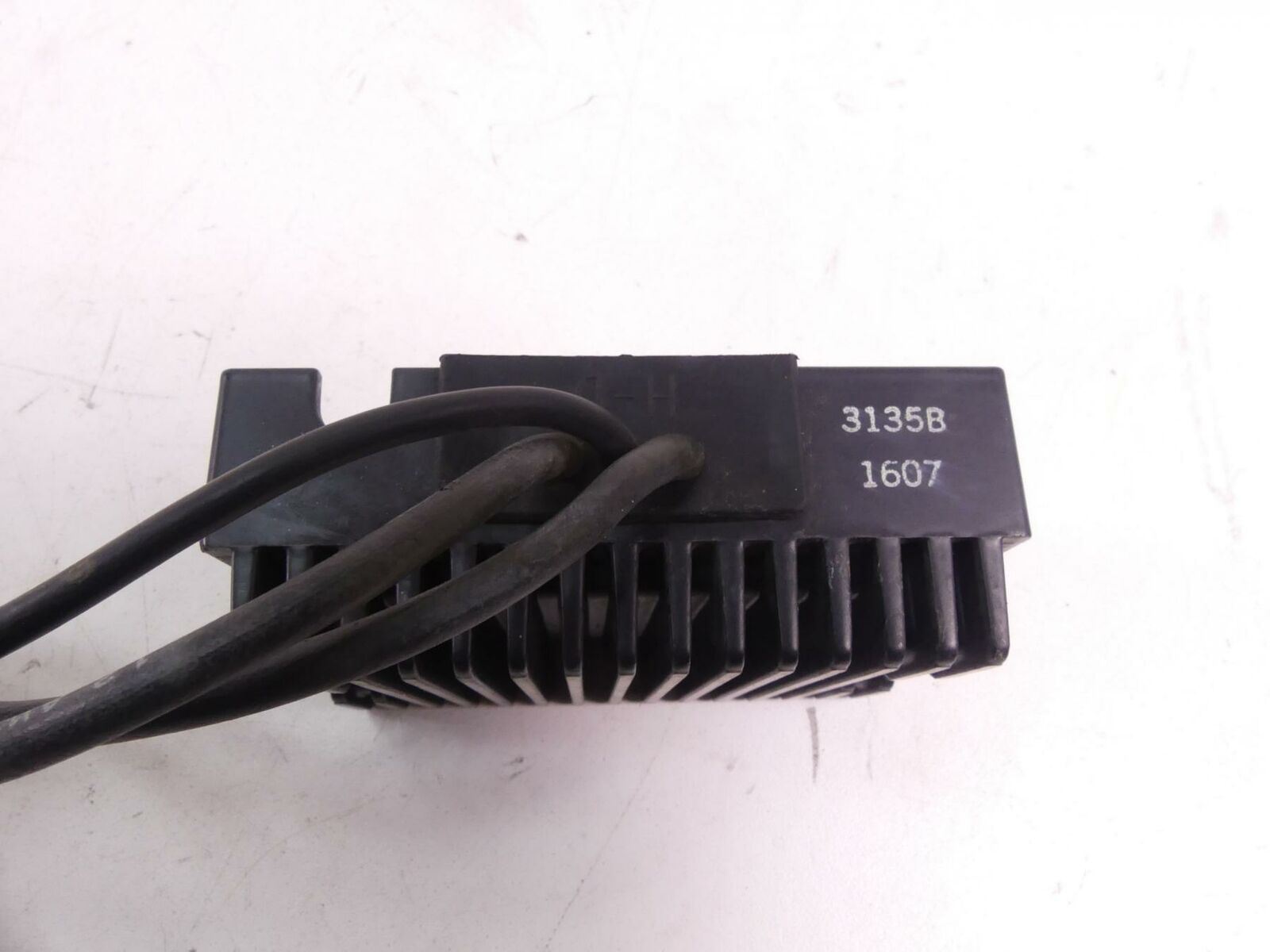 2003 Indian Spirit Springfield Rectifier Voltage Regulator 94-034 {{ shop.shopifyCountryName }} - Mototech271