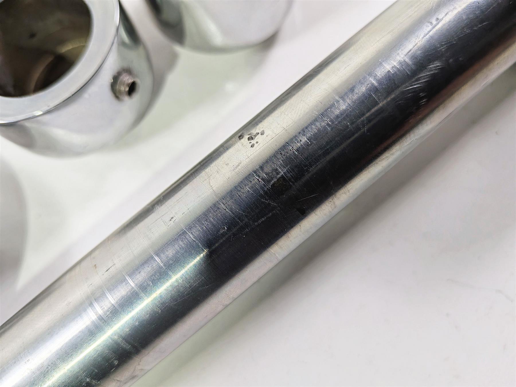 2011 Harley Touring FLHTCU CVO Electra Glide Front Axle Wheel Spindle 41547-07A-Mototech271
