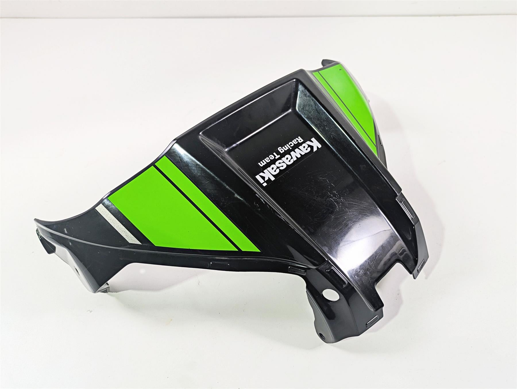 2016 Kawasaki ZX10R Ninja Center Fuel Gas Petrol Tank Cover 14092-0786-51B {{ shop.shopifyCountryName }} - Mototech271