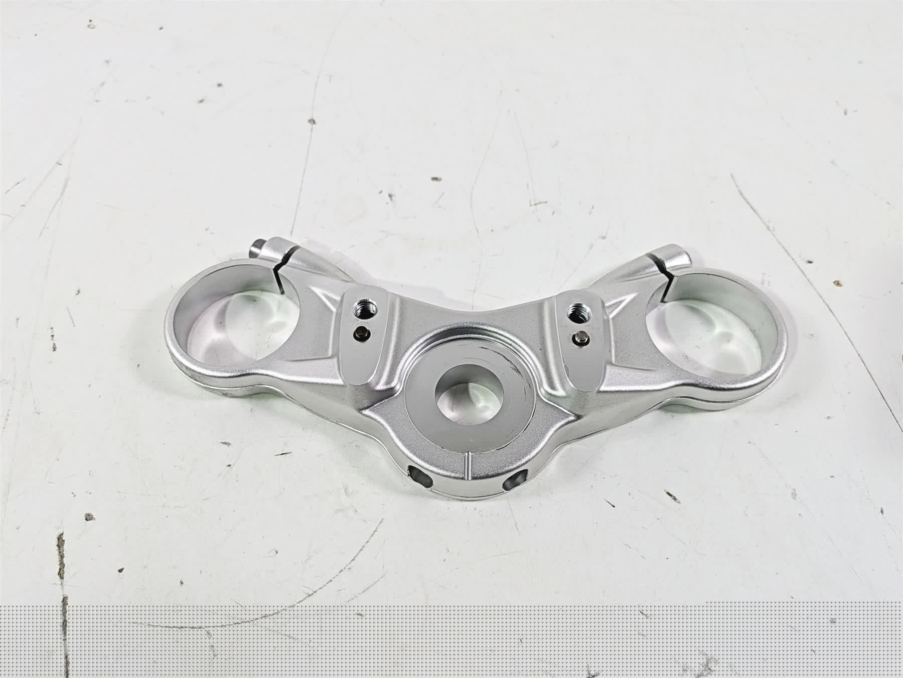 2015 BMW R nineT K21 Upper Triple Tree Steering Clamp 31428538052 {{ shop.shopifyCountryName }} - Mototech271