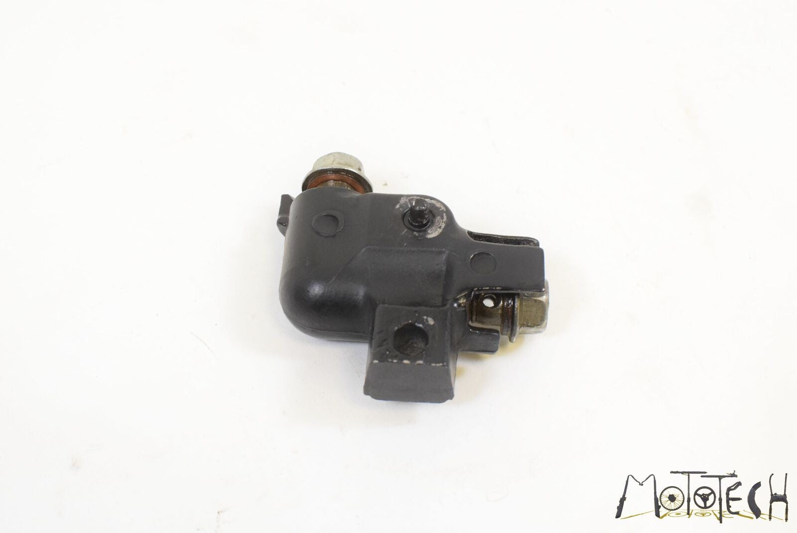 1982 Yamaha XS650 S Front Brake Line Splitter Adapter 1J7-25885-01-00 {{ shop.shopifyCountryName }} - Mototech271