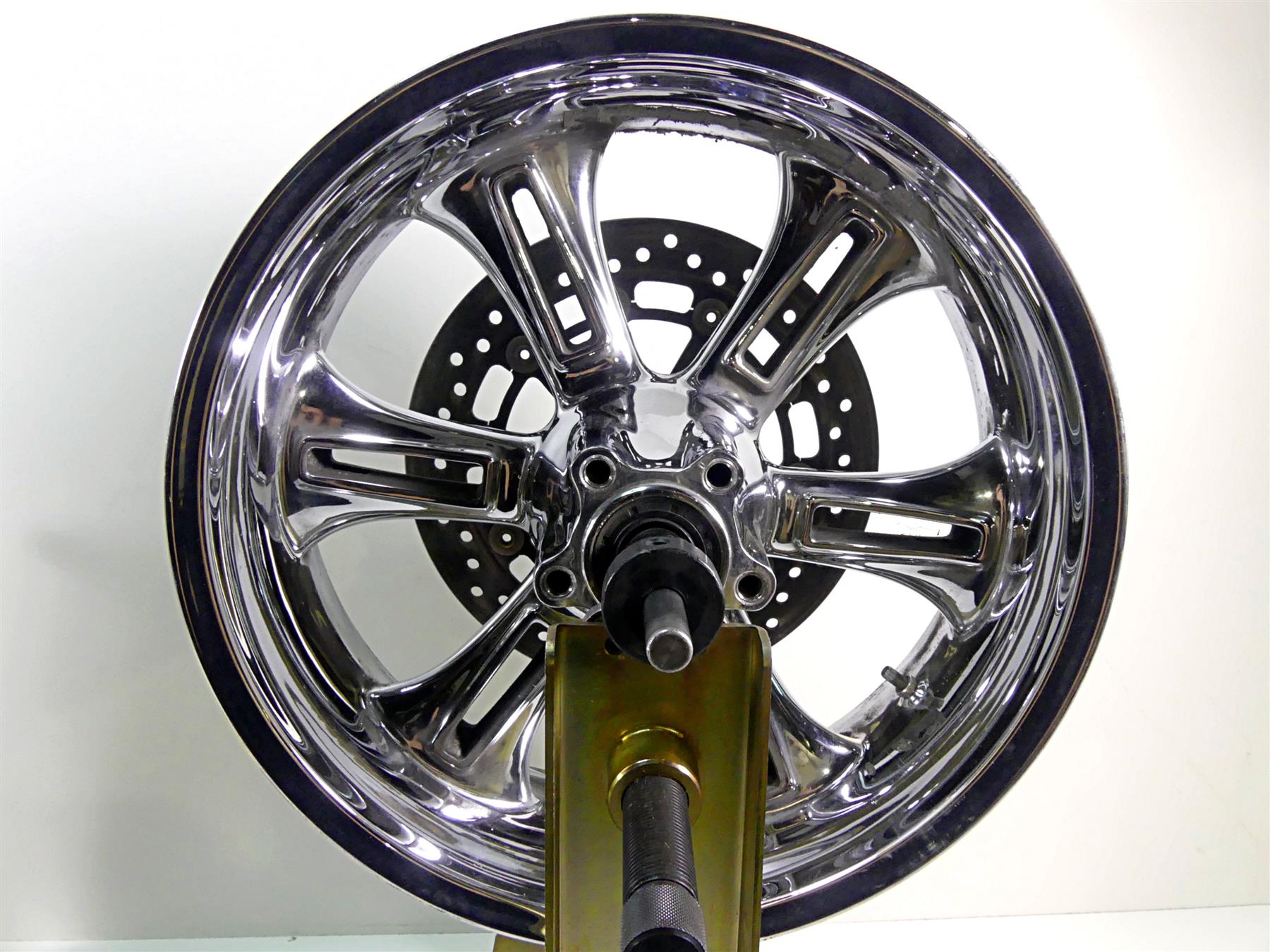 2011 Victory Cross Country Front Rear Chrome Cast Wheel Rim Set 1521383 1521384 {{ shop.shopifyCountryName }} - Mototech271