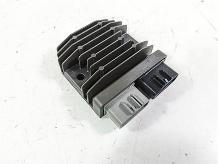 2020 Triumph Street Scrambler 900 Rectifier Voltage Regulator FH020AA 1300675 {{ shop.shopifyCountryName }} - Mototech271