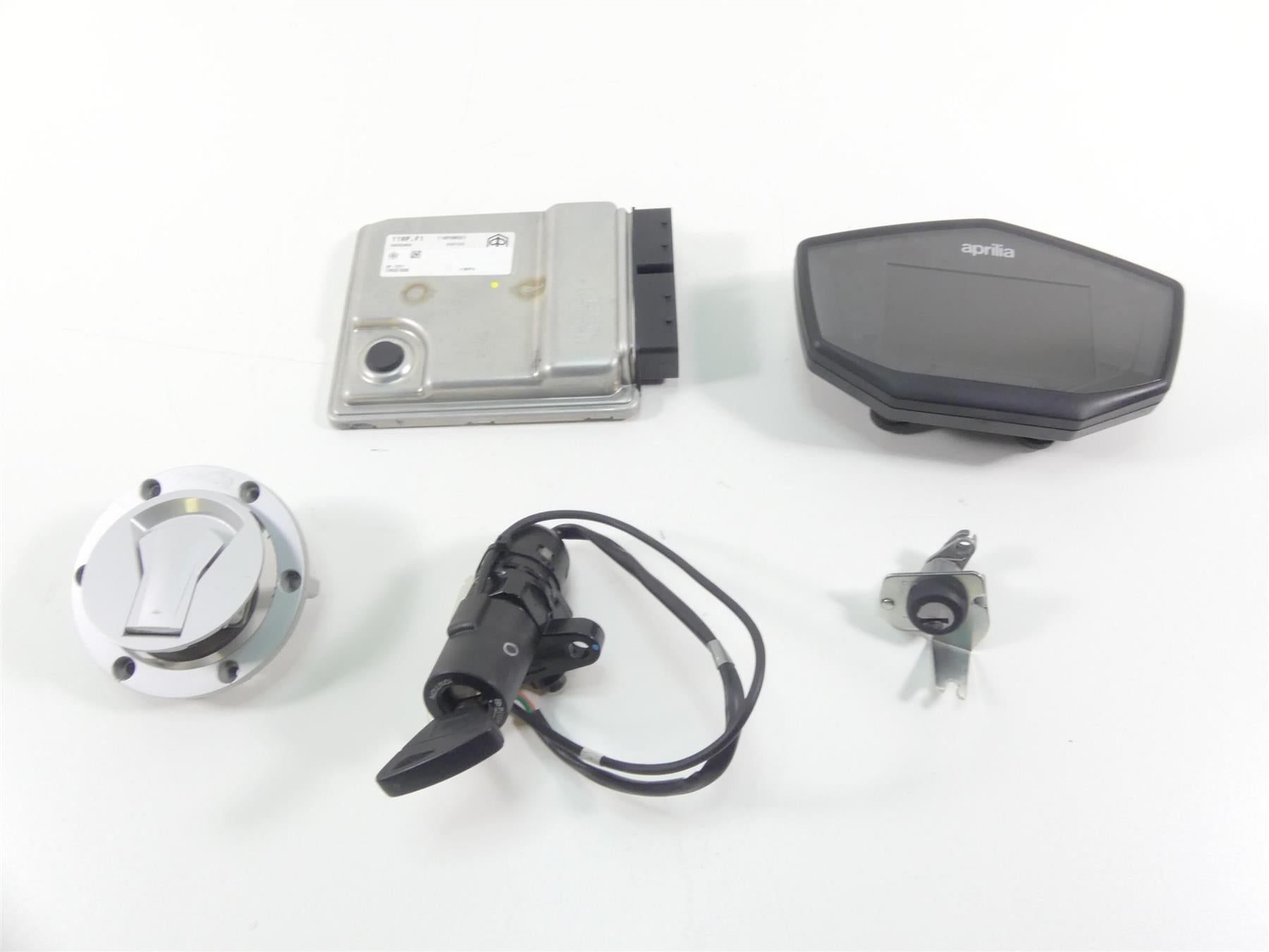 2021 Aprilia Tuono 660 Cdi Ecm Ecu Speedometer Ignition Switch Key Set CM301808 {{ shop.shopifyCountryName }} - Mototech271