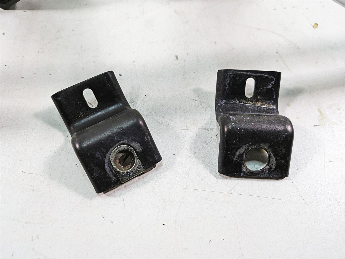 2009 Harley Touring FLHTCU Electra Glide Saddlebag Guard Holder Set 49188-09 {{ shop.shopifyCountryName }} - Mototech271