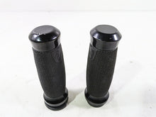 Load image into Gallery viewer, 2016 Harley Touring FLTRX Road Glide Get-A-Grip Magnum Hand Grip Set 56100036
