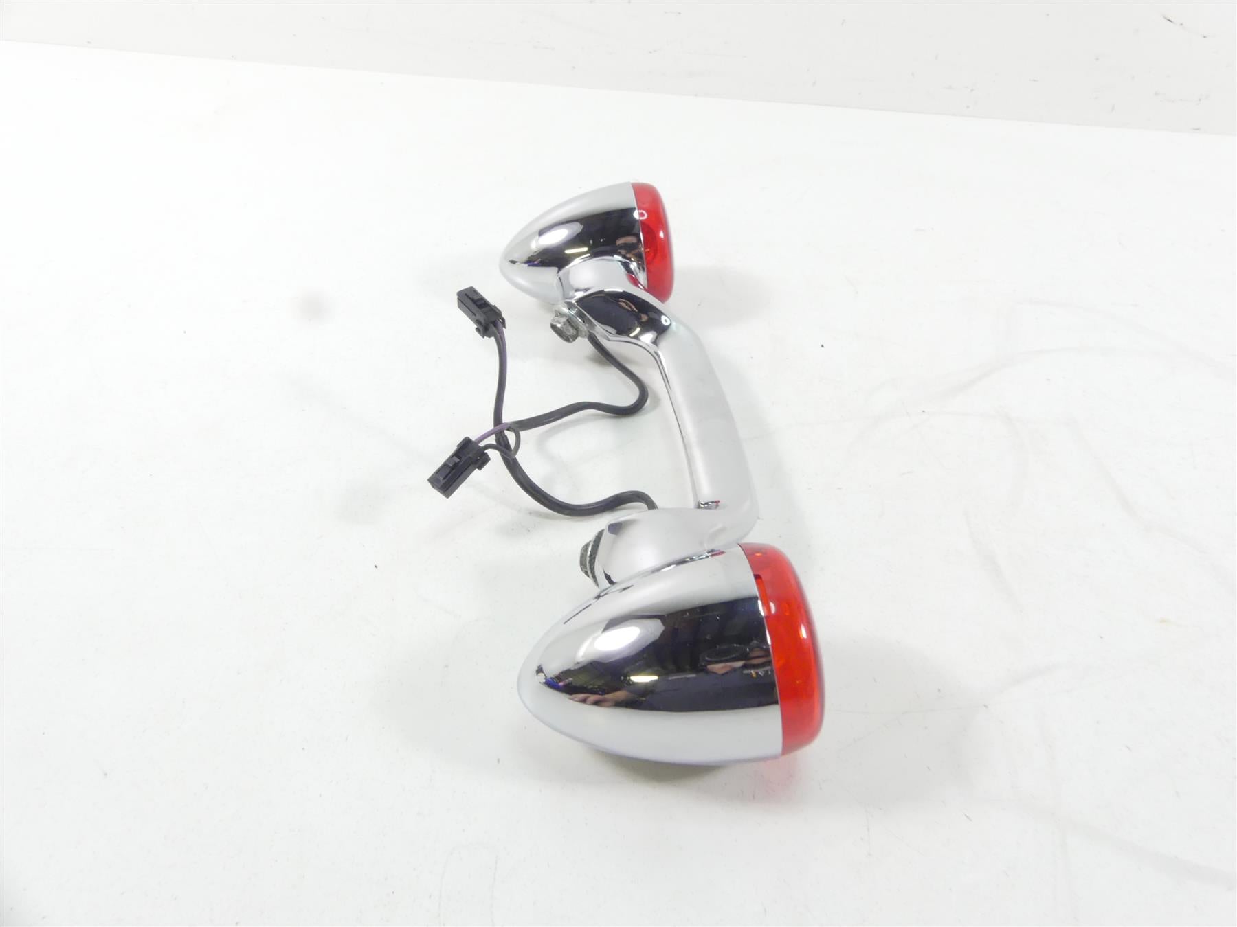 2004 Harley FLHTC SE CVO Electra Glide Rear Blinker Turn Signal Bar 68508-04 {{ shop.shopifyCountryName }} - Mototech271