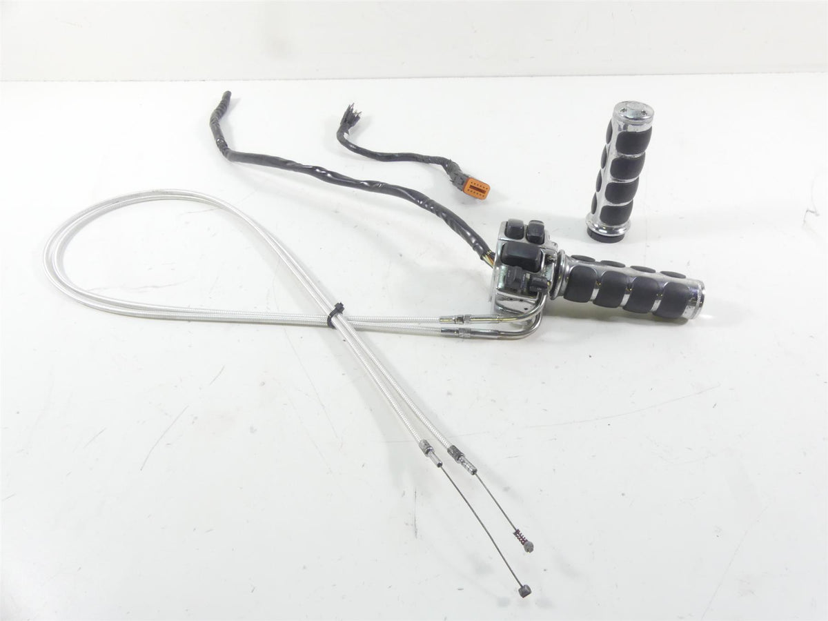 2005 Harley Touring CVO FLHTC SE Electra Glide Right Cntrl Switch Read 71589-96 {{ shop.shopifyCountryName }} - Mototech271