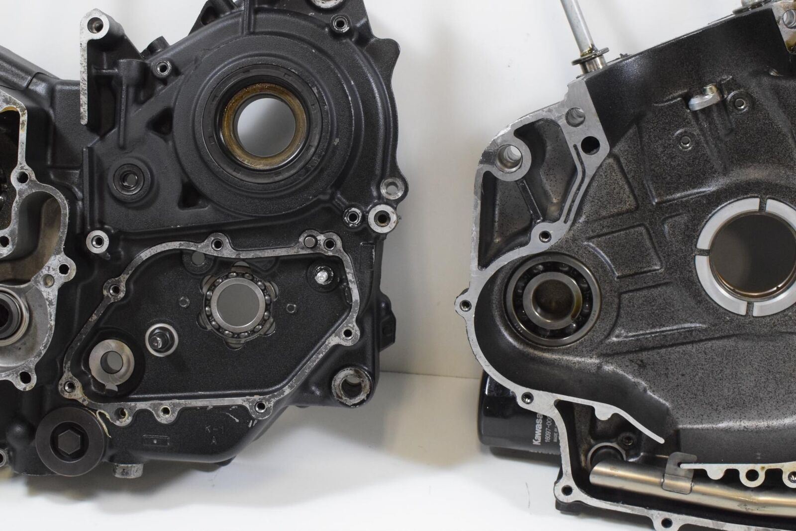 2011 Kawasaki VN1700 Vulcan Vaquero Engine Motor Crank Cases Crankcase 14001-013 {{ shop.shopifyCountryName }} - Mototech271