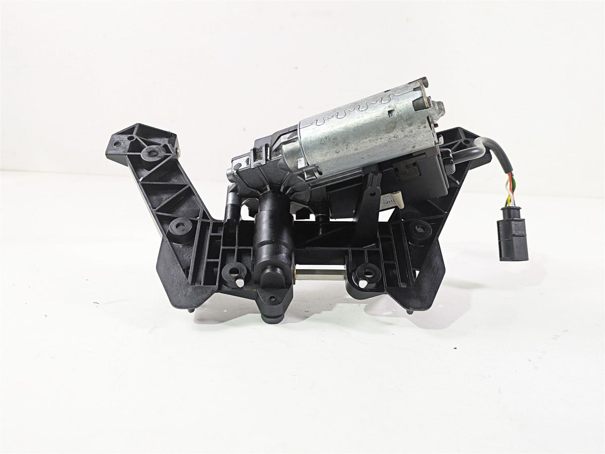 2014 BMW K1600 GTL K48 Windshield Adjuster & Motor 46637724081 46638557439 {{ shop.shopifyCountryName }} - Mototech271