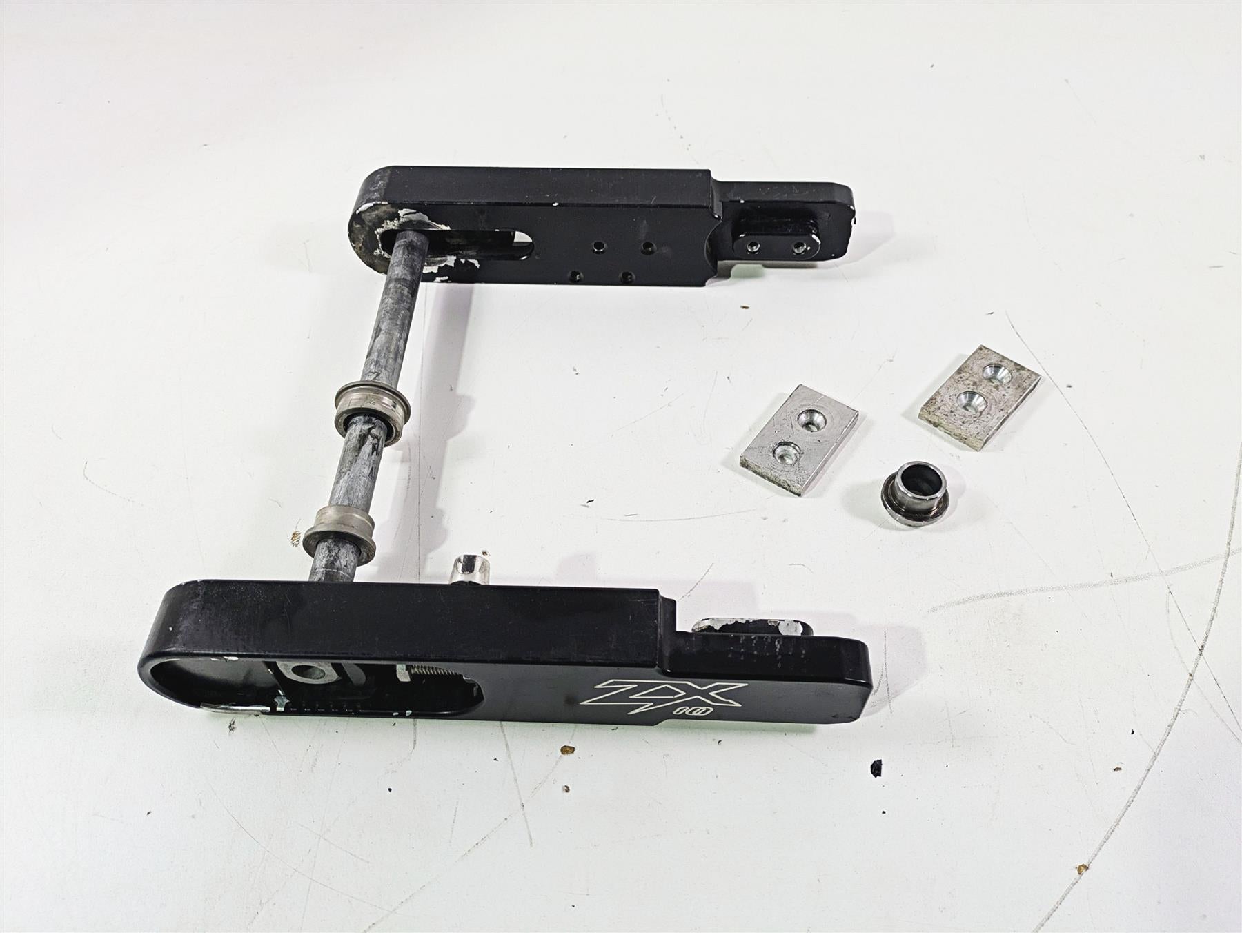 2005 Kawasaki ZX1000 ZX10R Ninja 9" Rear Swingarm Extension Kit {{ shop.shopifyCountryName }} - Mototech271