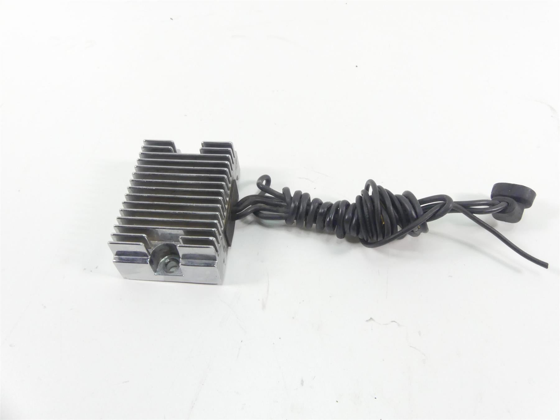 1999 Harley FXSTS Softail Springer Chrome Rectifier Voltage Regulator 74519-88B {{ shop.shopifyCountryName }} - Mototech271