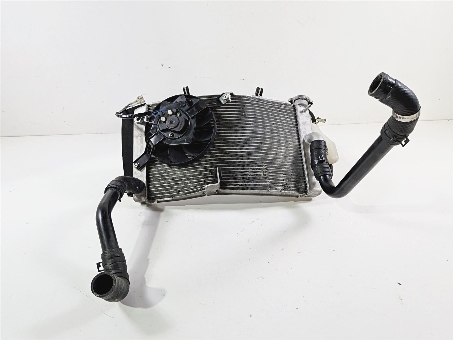 オーシャン 2022 Kawasaki ZX10R ZX1000 Ninja Radiator Fan Reservoir Hoses Set