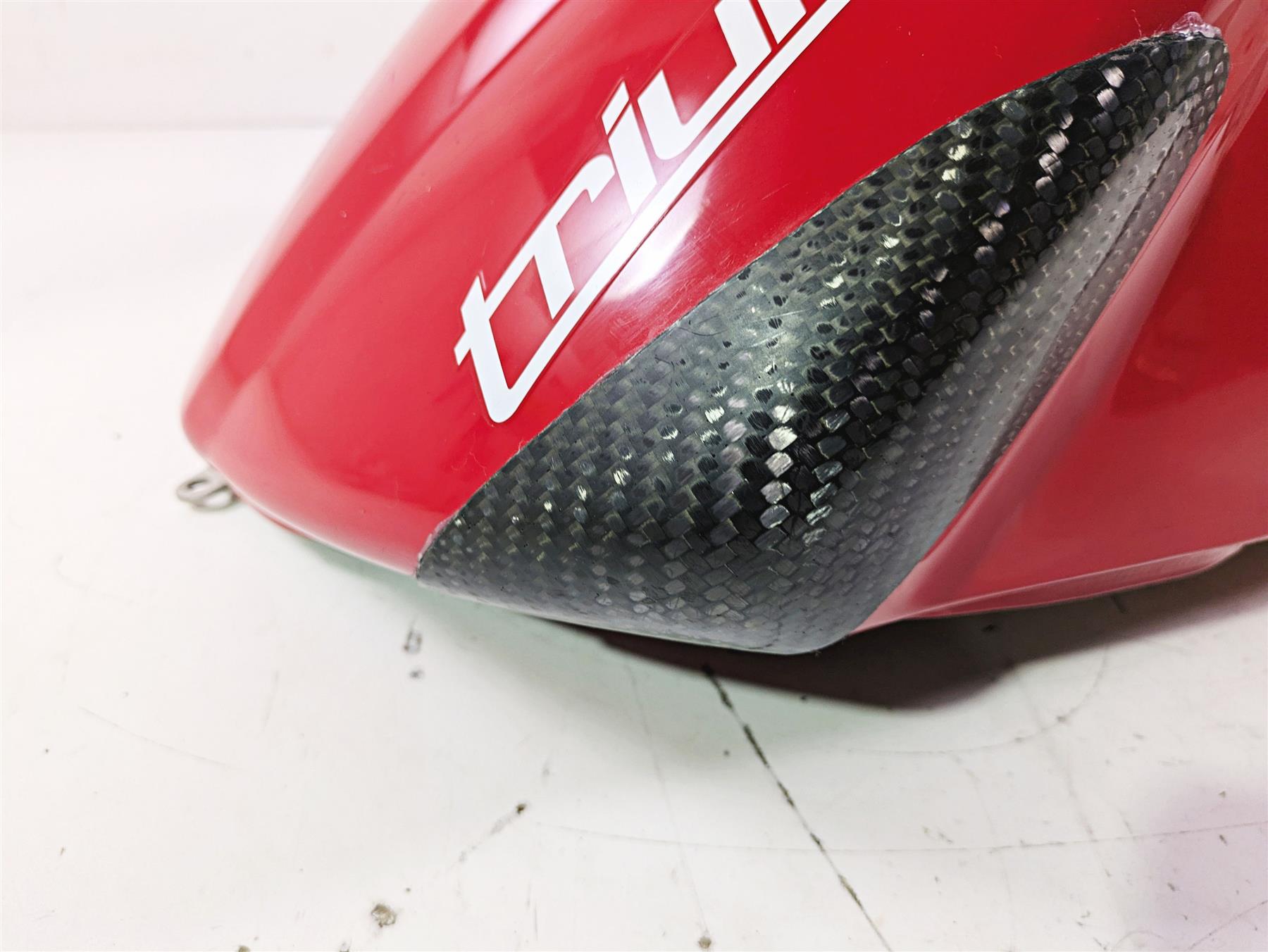 2012 Triumph Daytona 675 Fuel Gas Petrol Tank - No Dent T2401261 {{ shop.shopifyCountryName }} - Mototech271