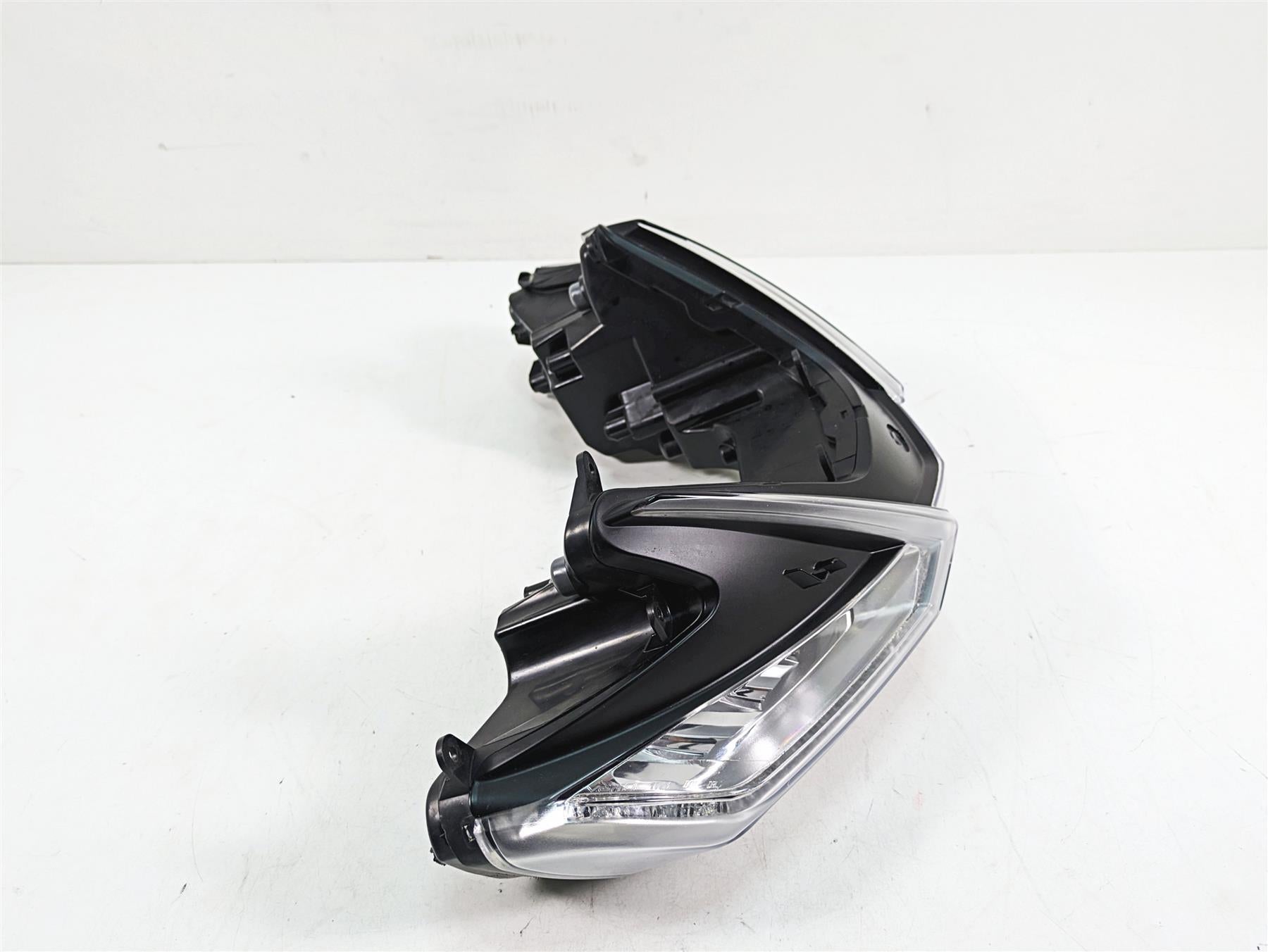 2021 Aprilia RS660 Head Light Headlight Lamp Lens - Read 2D000465 {{ shop.shopifyCountryName }} - Mototech271