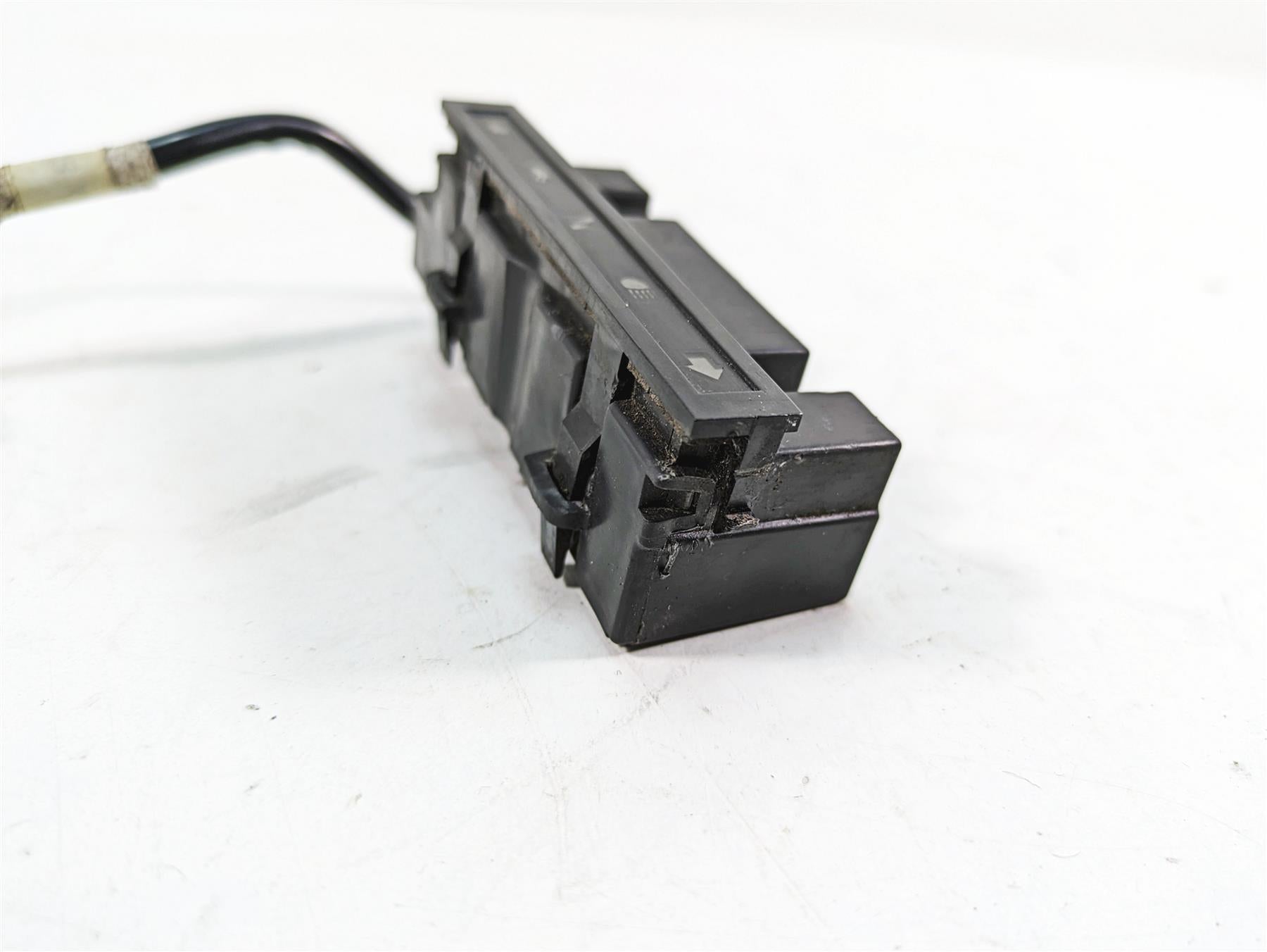 2006 Harley Softail FXSTSI Springer Indicator Instrument Lights 68113-99C {{ shop.shopifyCountryName }} - Mototech271