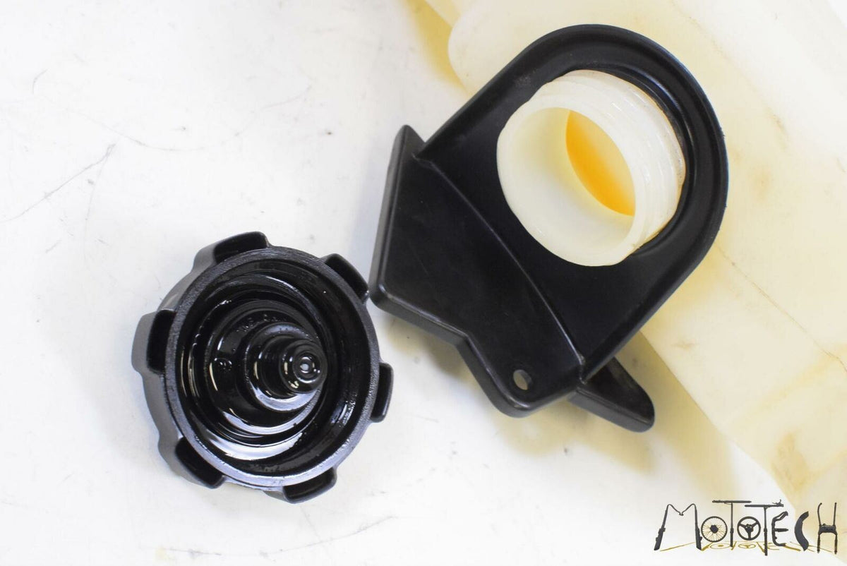 2013 Polaris PRO 800 RMK 155 Oil Tank Reservoir w/ Sensor 2520931 {{ shop.shopifyCountryName }} - Mototech271