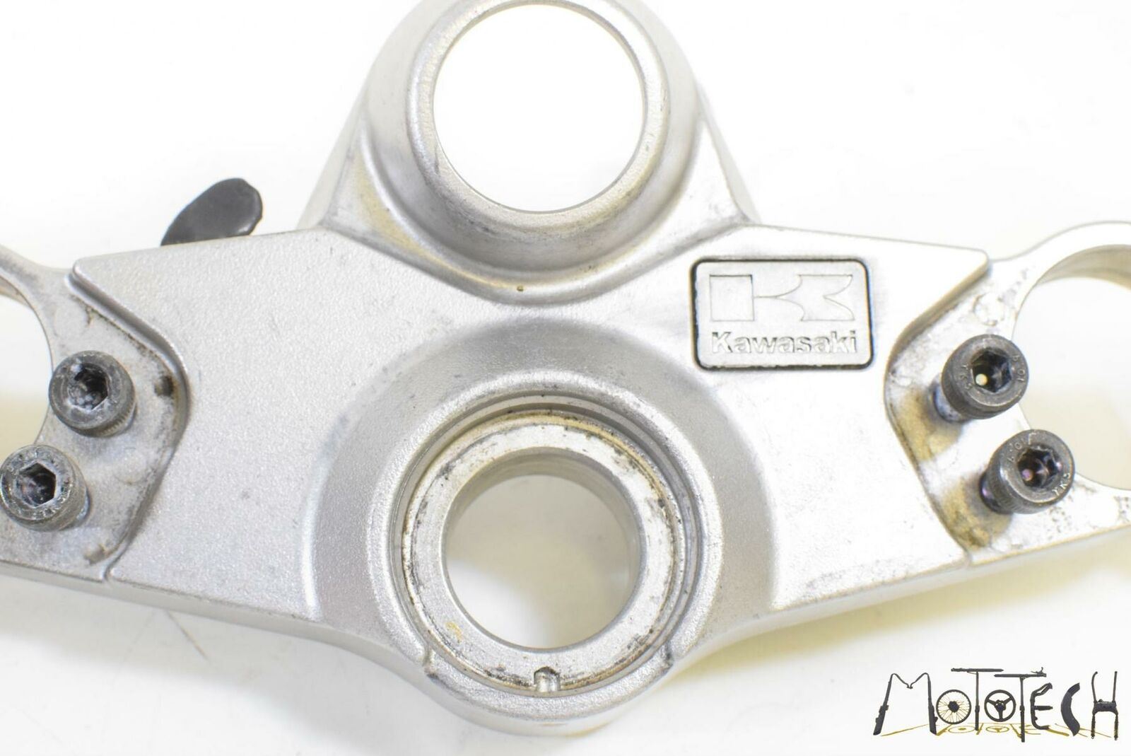 2005 Kawasaki ZZR1200 ZX1200 Upper Triple Tree Steering Clamp 44039-0007-458 {{ shop.shopifyCountryName }} - Mototech271