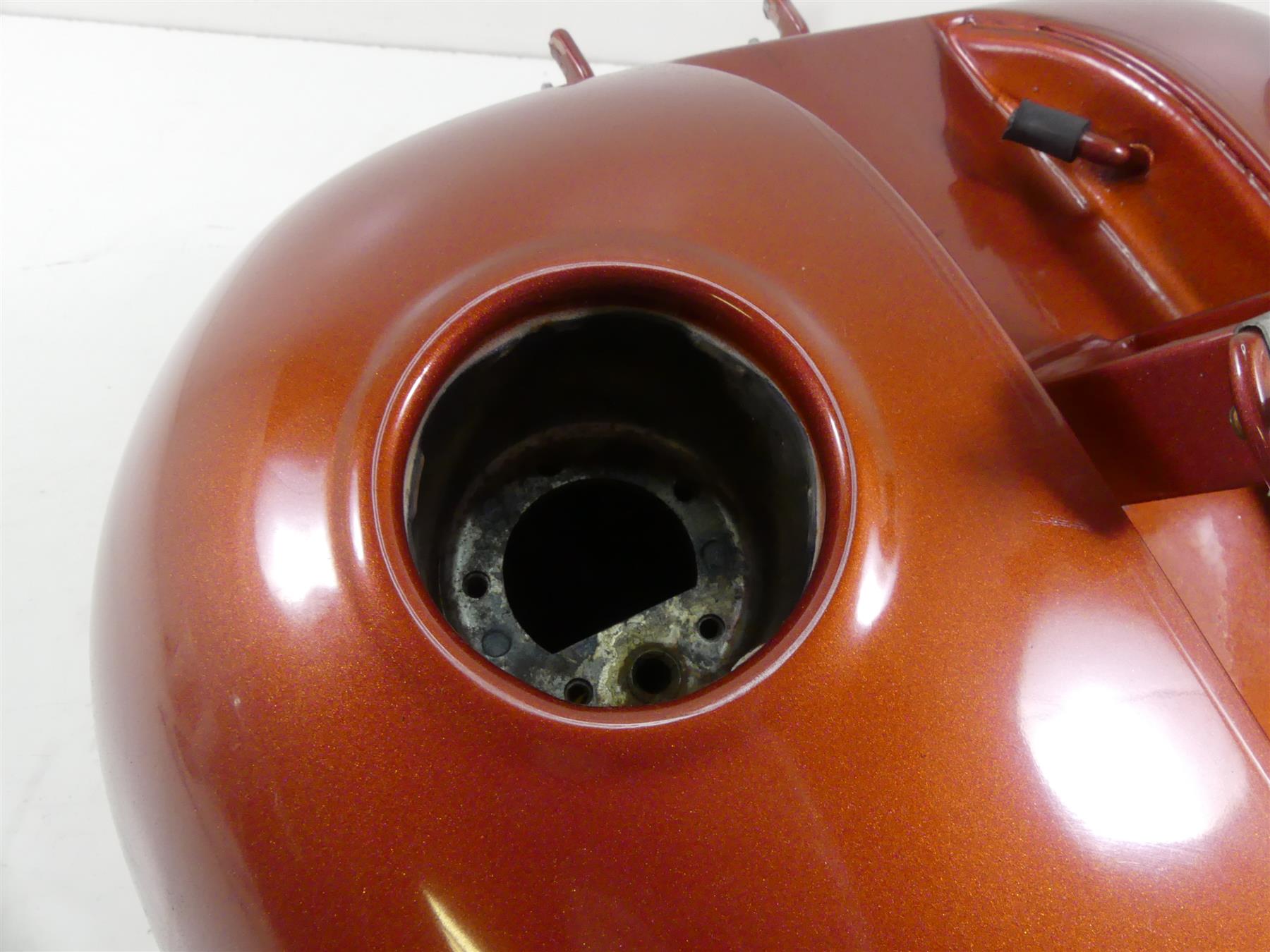 1993 Harley Dyna FXDL Low Rider Fuel Gas Petrol Tank -Dented 61054-92 {{ shop.shopifyCountryName }} - Mototech271