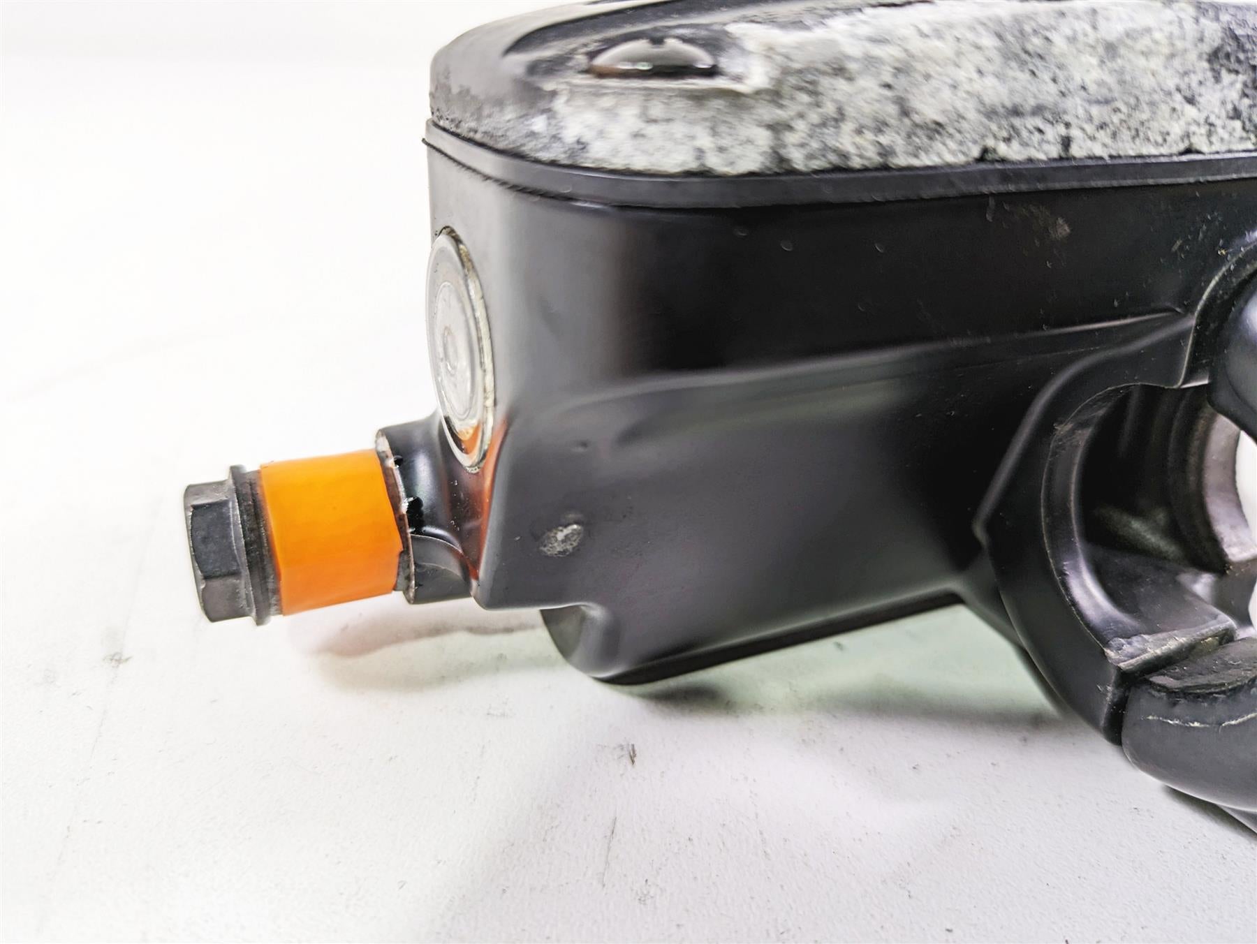 2020 Harley Touring FLHT Electra Glide Front Brake Master Cylinder 44551-08F {{ shop.shopifyCountryName }} - Mototech271
