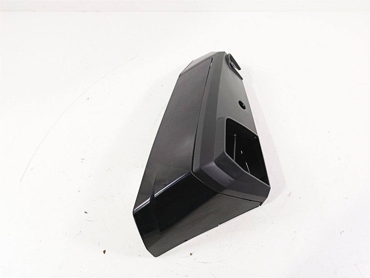2022 Harley RA1250 S Pan America Right Inner Outer Radiator Cover 57100348A {{ shop.shopifyCountryName }} - Mototech271
