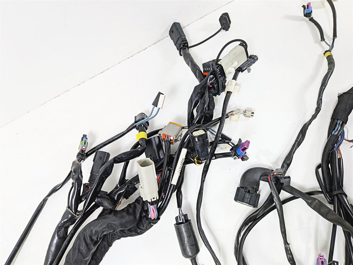 2015 Harley Touring FLTRUSE CVO Road Glide Main Wiring Harness Loom 69200959-Mototech271