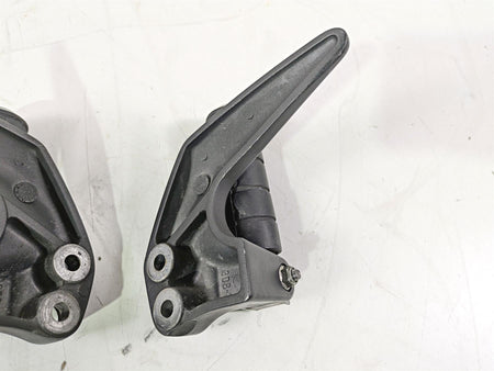 2008 Yamaha XVS1300 V-Star Tourer Rear Passenger Footpeg Set 3D8-27430-00-00 {{ shop.shopifyCountryName }} - Mototech271