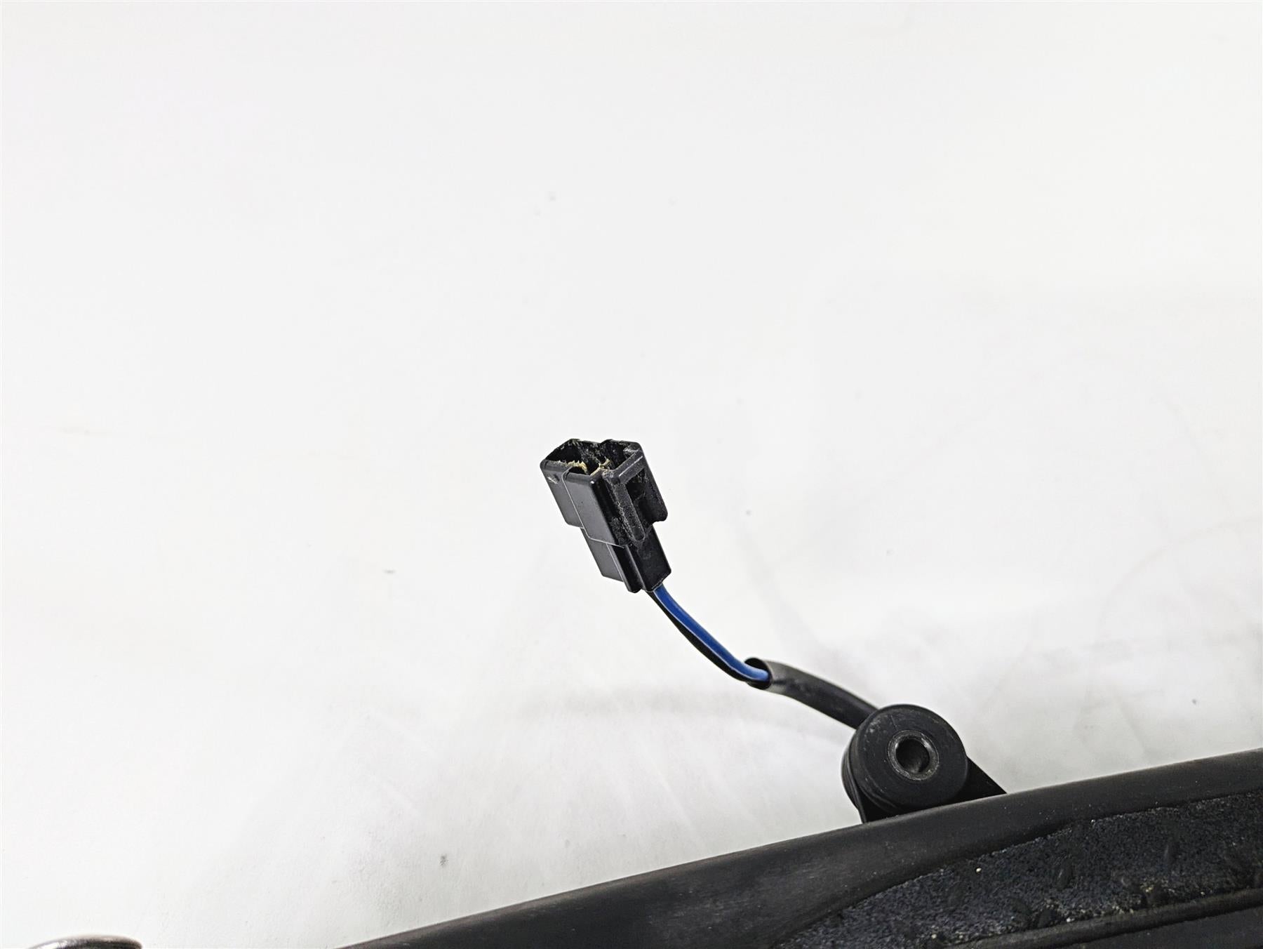 2006 Triumph Rocket 3 Radiator Fan Hoses Reservoir T2108307 {{ shop.shopifyCountryName }} - Mototech271