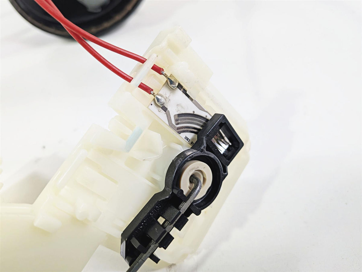 2020 Harley Touring FLTRK Road Glide Fuel Gas Petrol Pump 62908-08 75069-08D {{ shop.shopifyCountryName }} - Mototech271