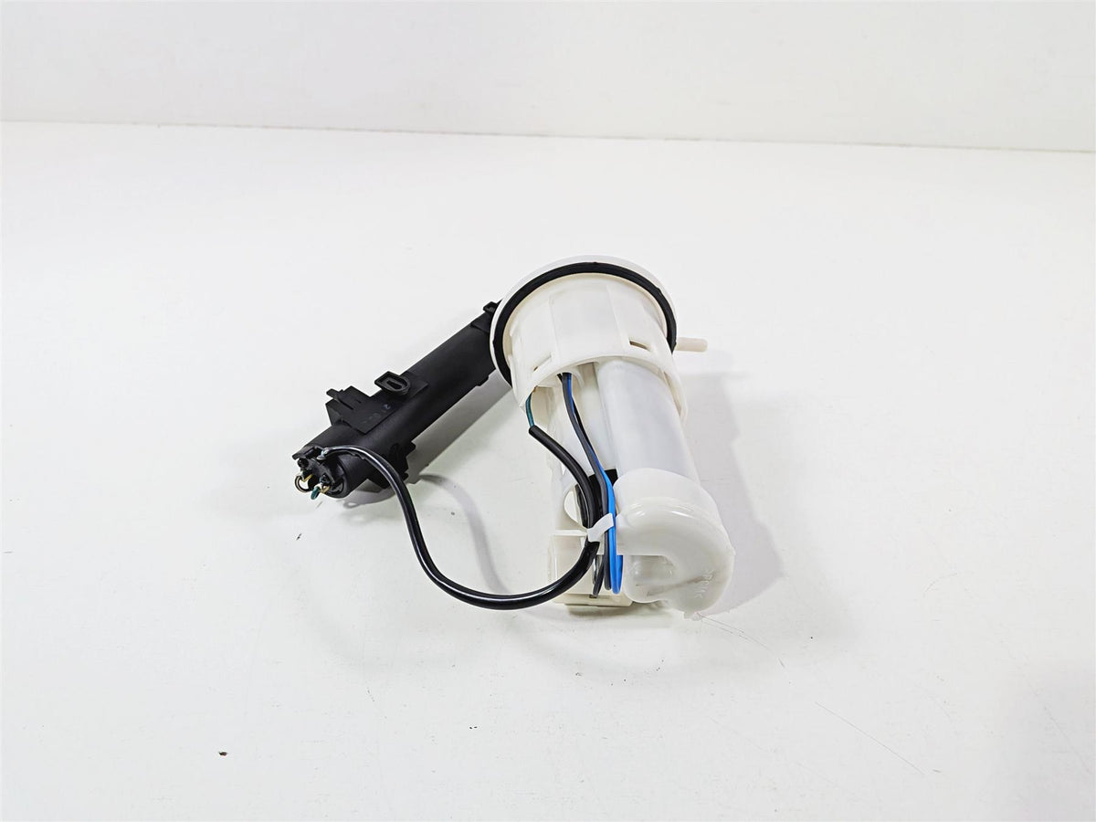 2022 Triumph Tiger 900 GT Pro Denso Fuel Gas Petrol Pump - Tested T2400735 {{ shop.shopifyCountryName }} - Mototech271