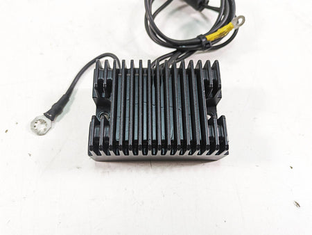 2000 Harley FXSTS Softail Springer Rectifier Voltage Regulator 74512-00 {{ shop.shopifyCountryName }} - Mototech271