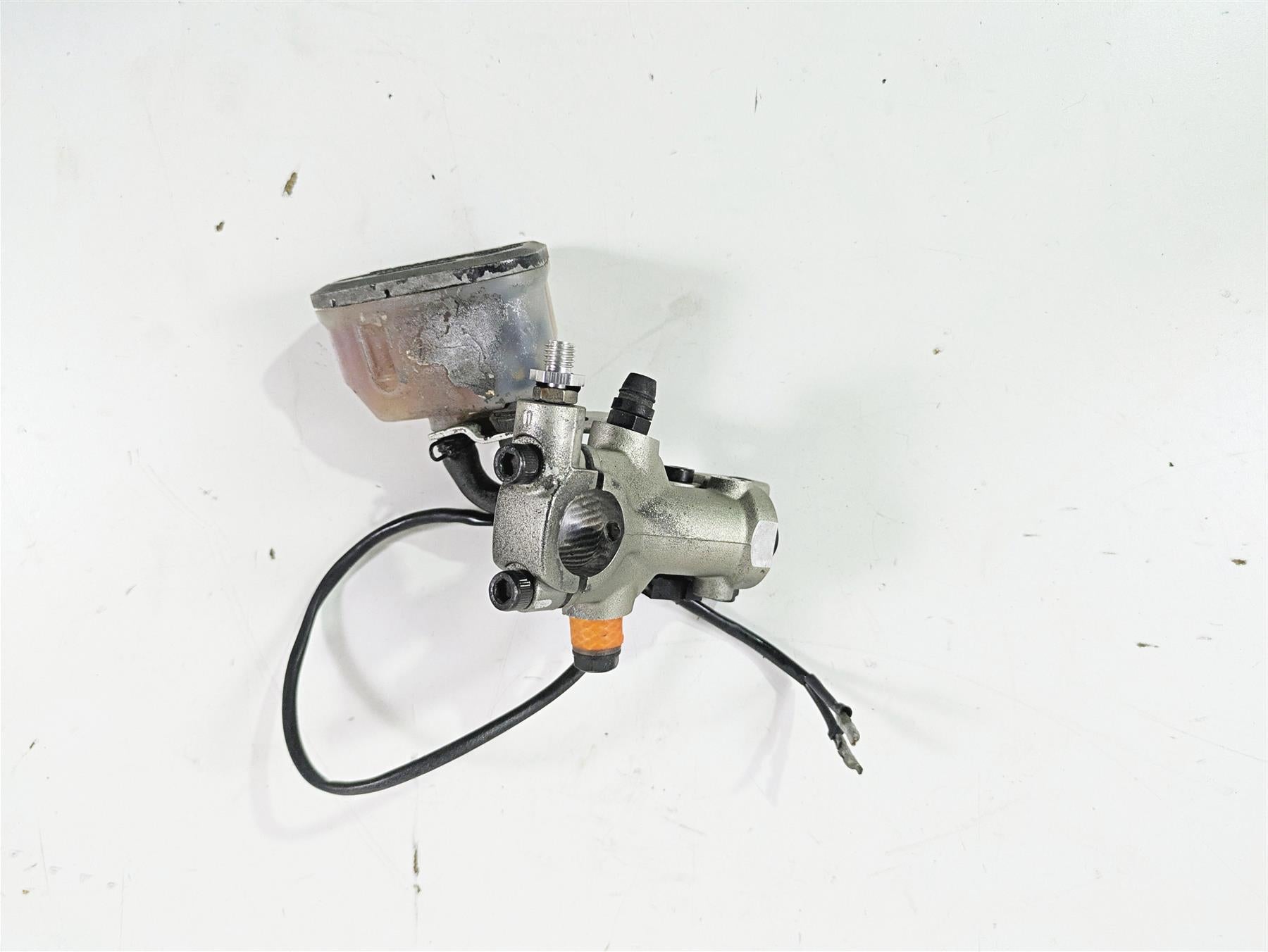 2012 Ducati Streetfighter 848 Front Radial Brake Master Cylinder Brembo 62440572 {{ shop.shopifyCountryName }} - Mototech271