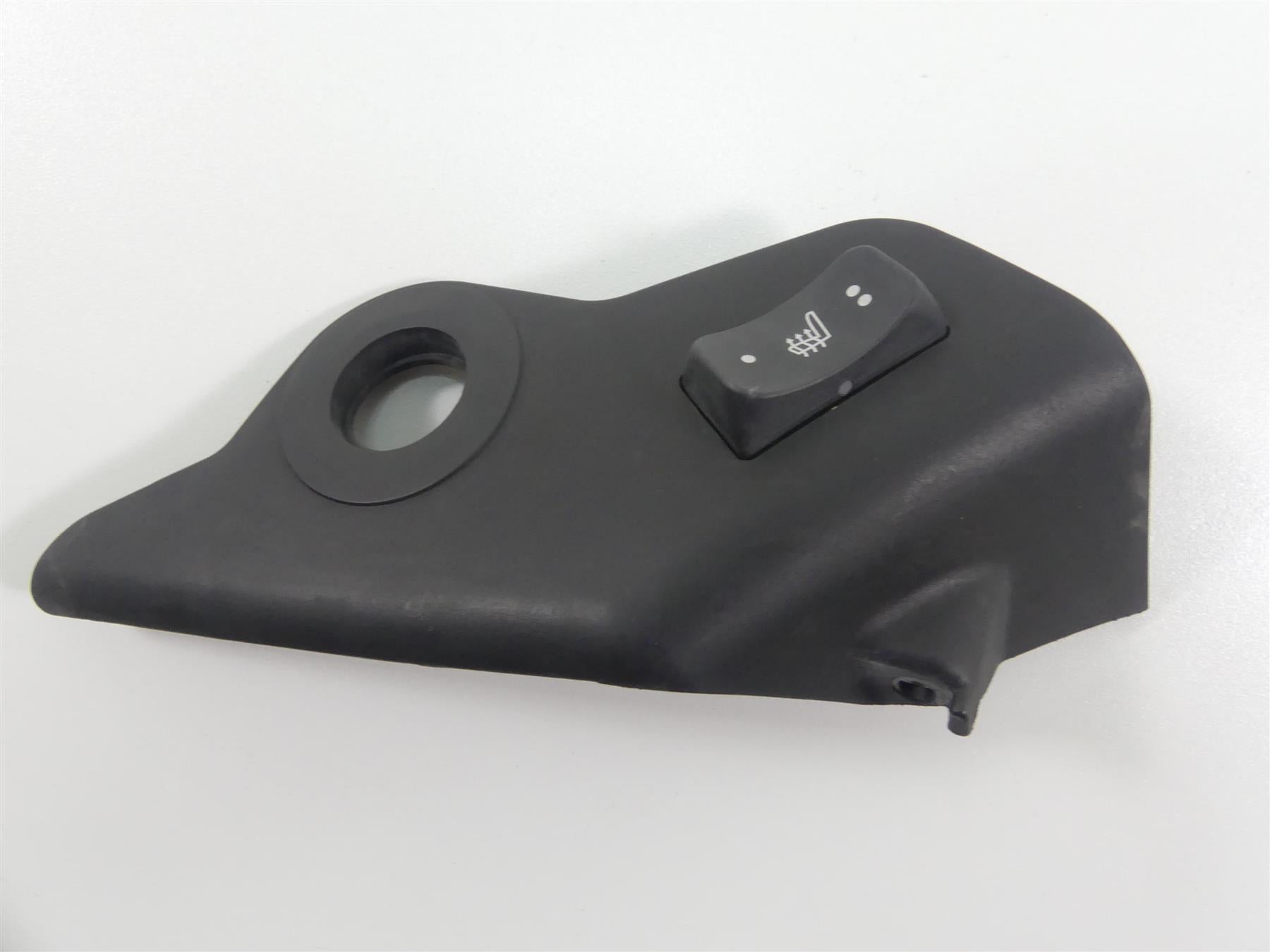 2014 BMW K1600 GTL K48 Seat Saddle Heating Heat Switch + Cover 61318522478 {{ shop.shopifyCountryName }} - Mototech271