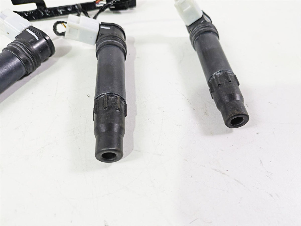 2025 Honda CBR600RR Ignition Coil & Wiring Set 30700-MEE-641 32103-MFJ-D001 {{ shop.shopifyCountryName }} - Mototech271