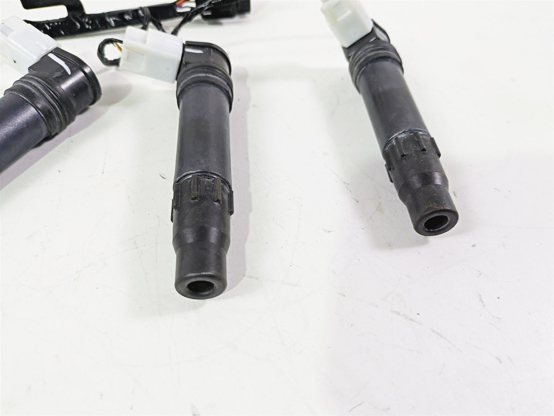 2025 Honda CBR600RR Ignition Coil & Wiring Set 30700-MEE-641 32103-MFJ-D001 {{ shop.shopifyCountryName }} - Mototech271