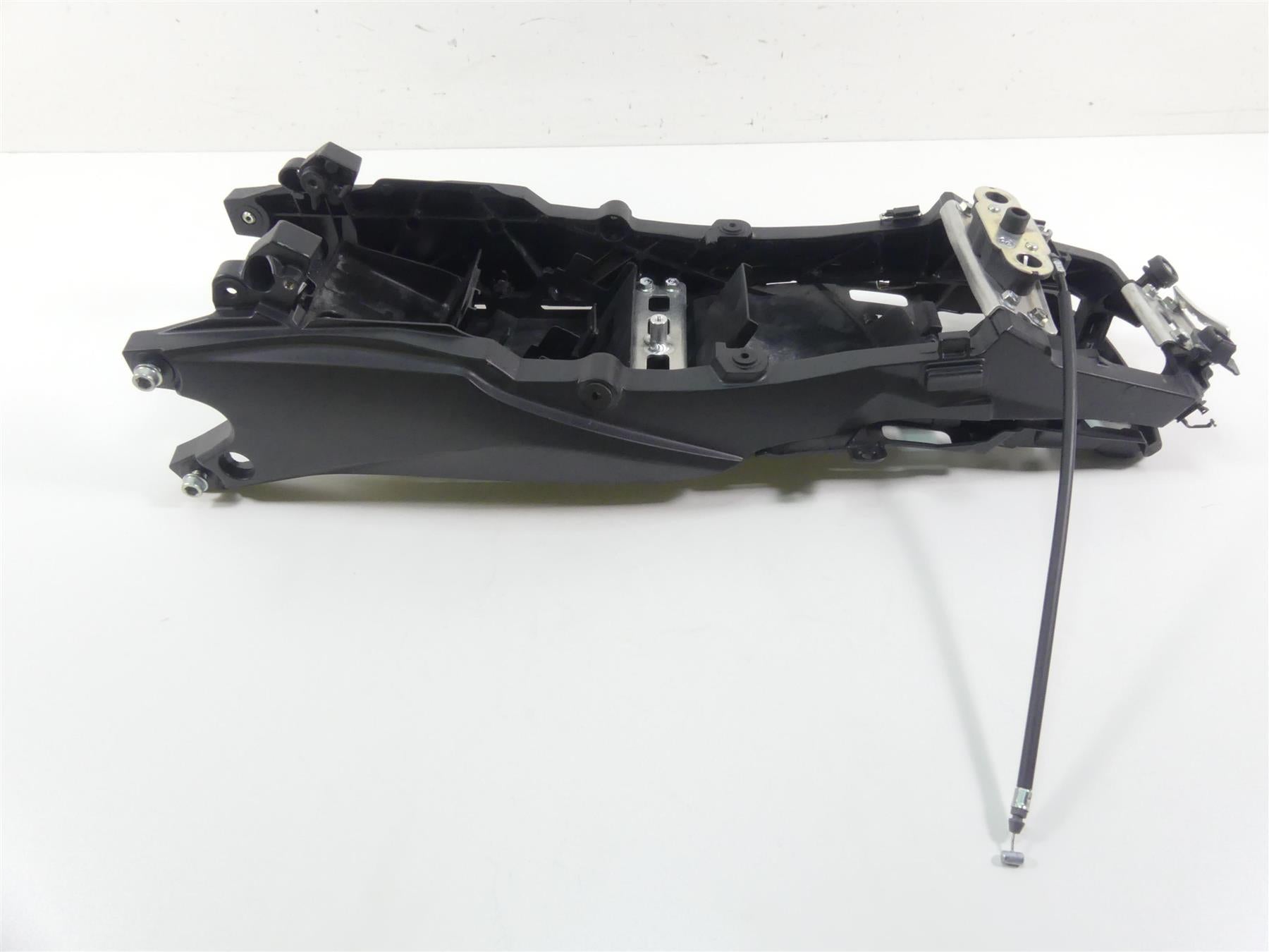 2022 Suzuki GSXR750 Subframe Sub Frame + Inner Fender Set - Read 41211-14J00-YUG | Mototech271