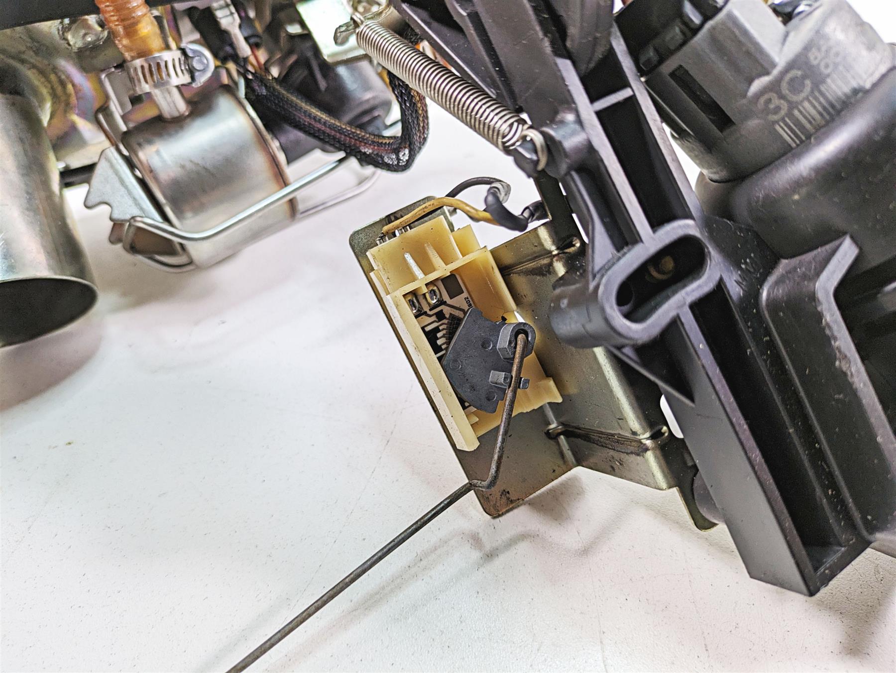 2005 Harley Touring FLHTCUI Electra Glide Fuel Gas Petrol Pump & Sender 75126-02 {{ shop.shopifyCountryName }} - Mototech271