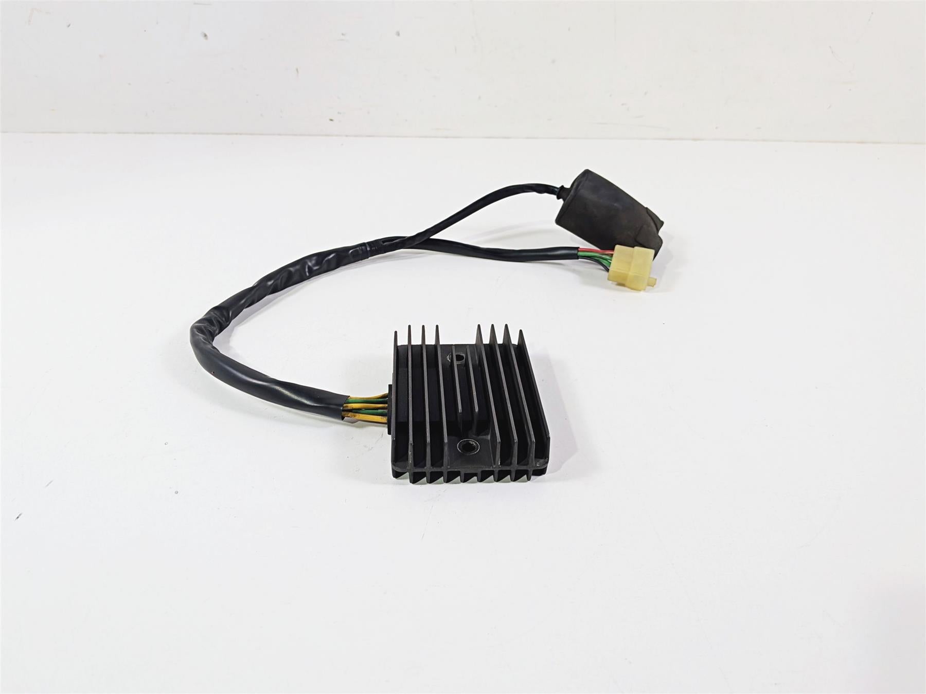 2003 Honda V-Twin VTX1800 C Rectifier Voltage Regulator SH579C-12 31600-MCH-000 {{ shop.shopifyCountryName }} - Mototech271