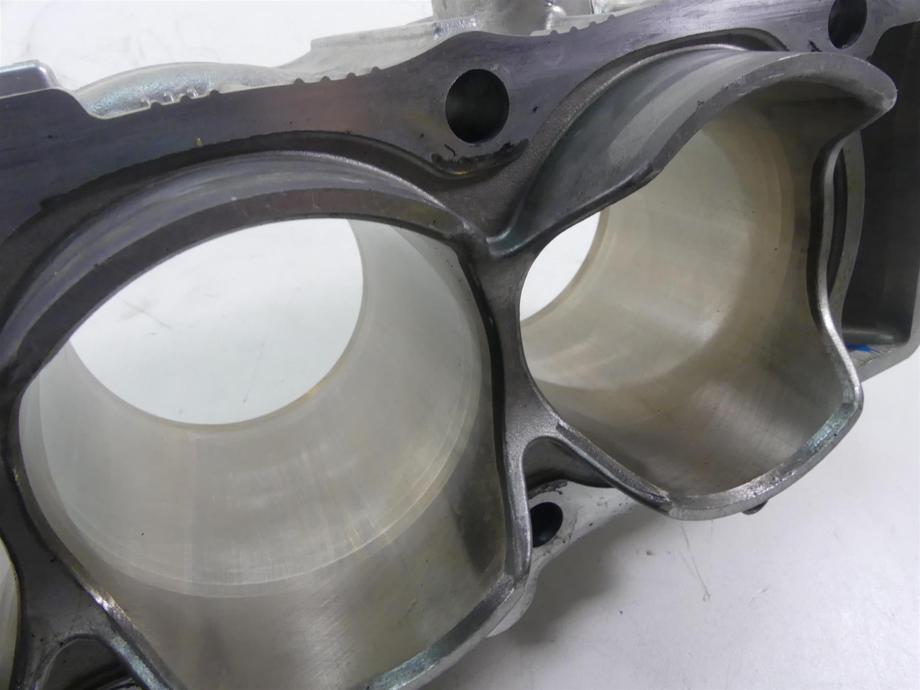 2020 Suzuki GSX1300 R Hayabusa Cylinder Jug Barrel + Pistons 11210-15H00-0F0 {{ shop.shopifyCountryName }} - Mototech271