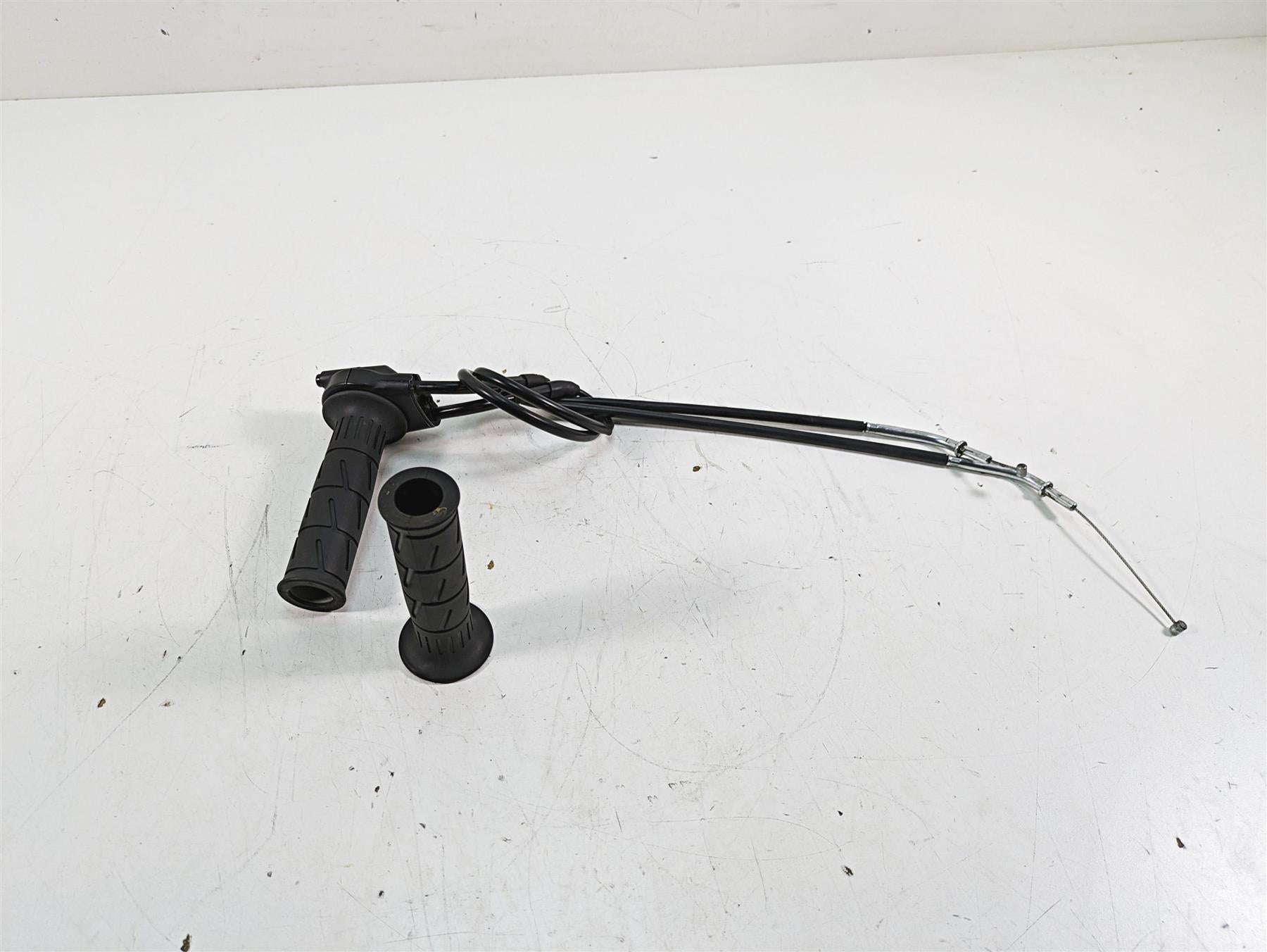 2018 Kawasaki ZX1002 Ninja H2 SX Throttle Cable Grip Set 46003-0739 32099-0767 {{ shop.shopifyCountryName }} - Mototech271