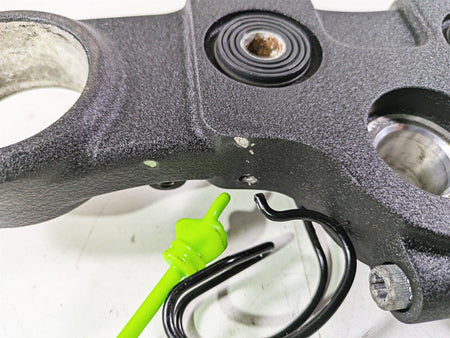 2018 Harley Softail FXFBS Fat Bob Upper Triple Tree Steering Clamp 55mm 45900191 {{ shop.shopifyCountryName }} - Mototech271