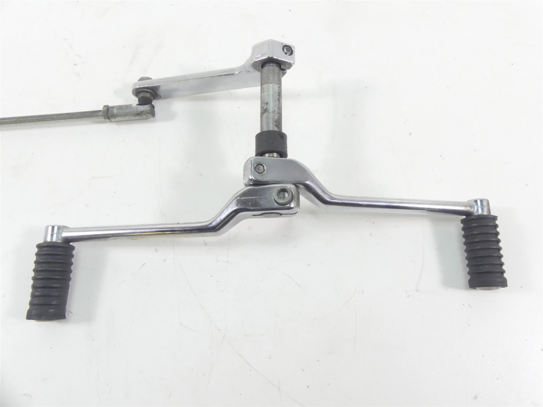 2014 Harley Touring FLHXS Street Glide Sp Shifter Shift Lever & Rod Set 33718-82 {{ shop.shopifyCountryName }} - Mototech271