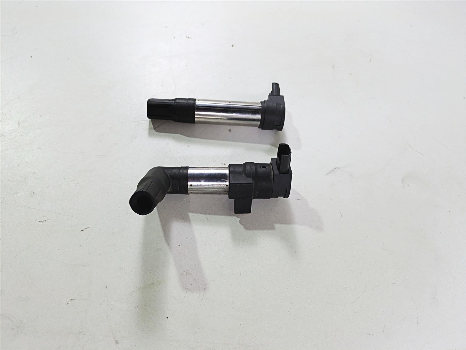 2012 BMW R1200R K27 Left Ignition Coil Stick L-Bow Set 12138520154 12138520173 {{ shop.shopifyCountryName }} - Mototech271