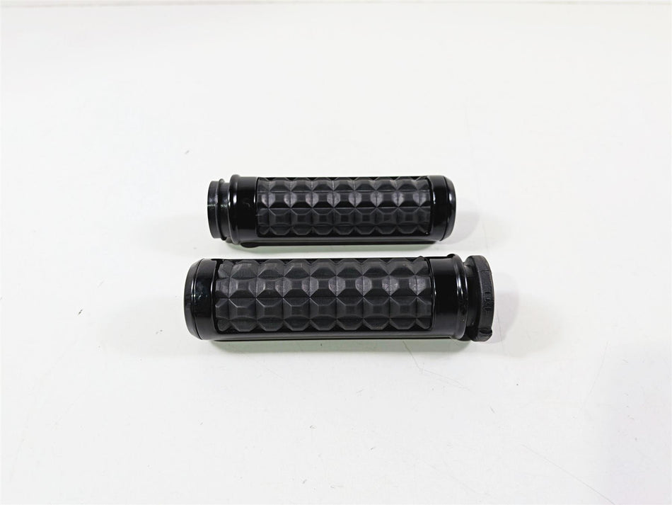 2017 Harley FXSE CVO Pro Sreet Breakout Dominion Hand Grip Set 56100231-Mototech271